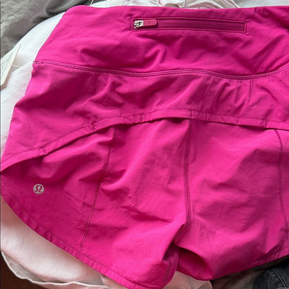Lululemon speed up MR Short 4” lined